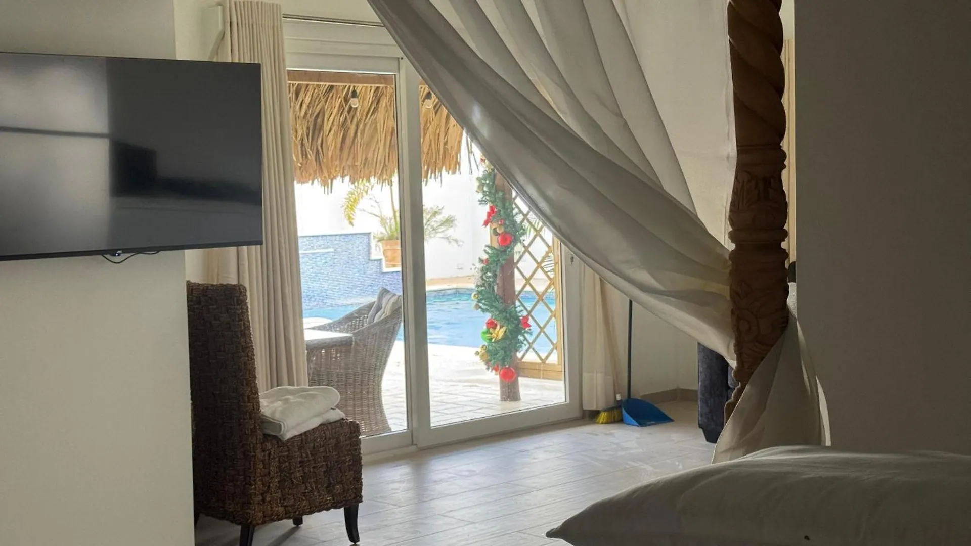 Aparthotel Beach Walk Residences Palm Beach Aruba